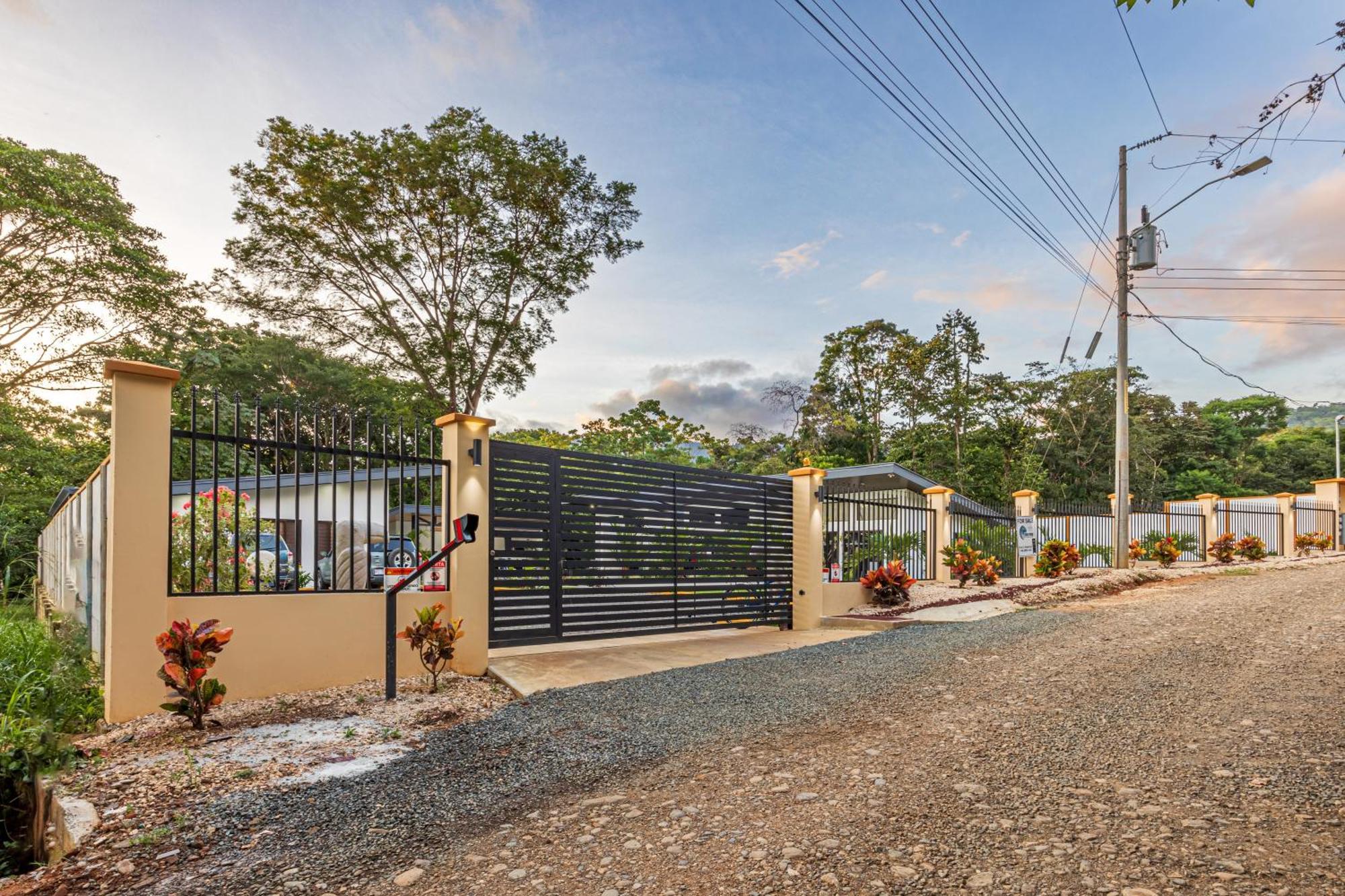 Shalom Chamo Villas Uvita Exterior photo